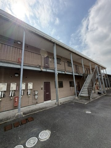 FULL　HOUSEの外観