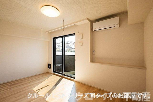 カーサ　福岡　Ⅱの居間・リビング