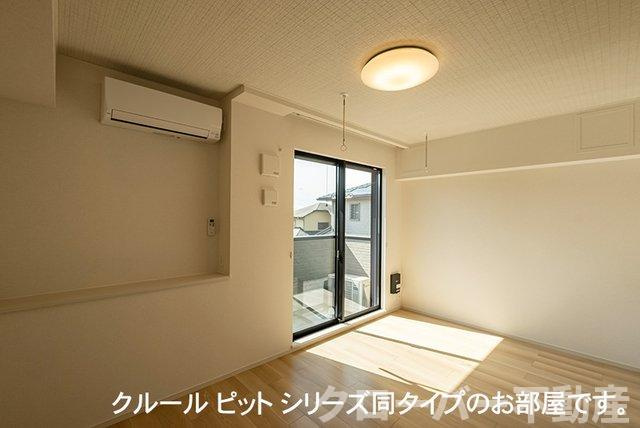 カーサ　福岡　Ⅱの居間・リビング