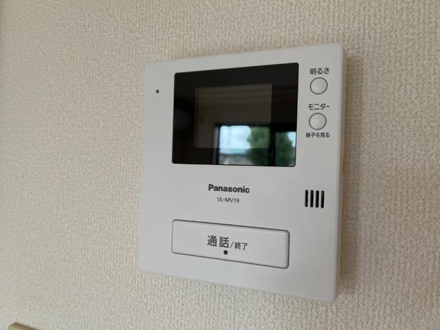 ネオハイム・ハセガワの内装|カメラ付インターホン