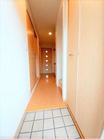 ヴィラ　プリムローズの玄関|シンプルで使いやすい玄関です