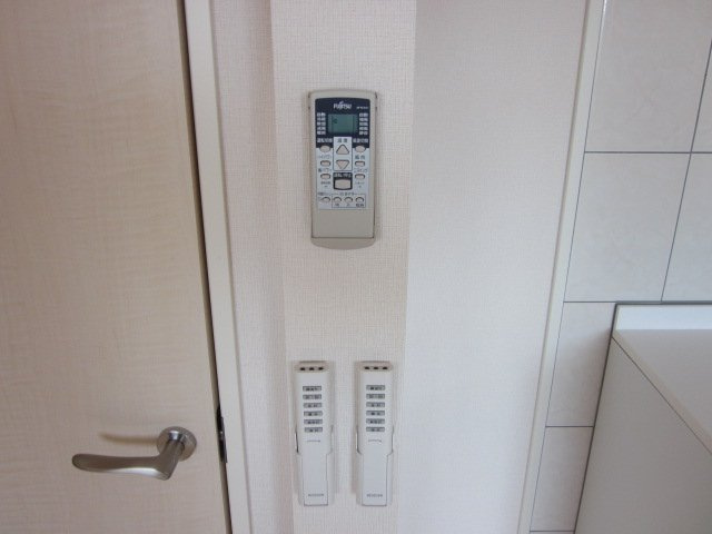 アイリスのその他|リモコン