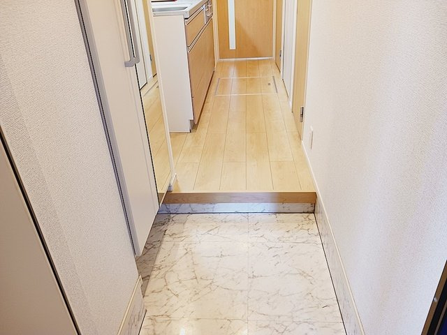 コンフォート丸友の玄関|落ち着いた玄関です