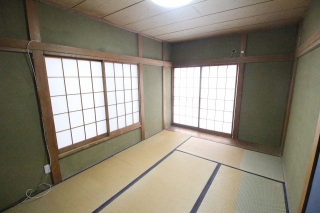 狭山市笹井２丁目の一戸建ての和室|畳の上でゆっくりとくつろげる和室です