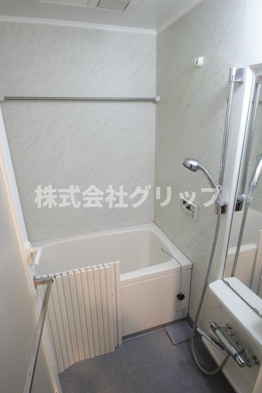 横浜市西区平沼２丁目の賃貸マンションの浴室