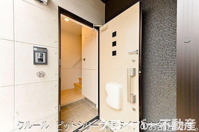 カーサ　福岡　Ⅱの玄関