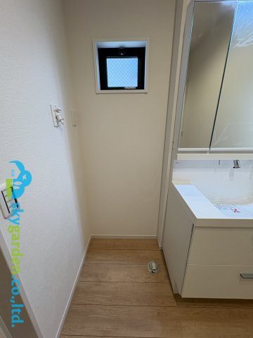 茅ヶ崎市浜須賀1期　新築戸建　全2棟1号棟のランドリースペース
