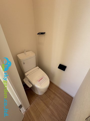 茅ヶ崎市浜須賀1期　新築戸建　全2棟1号棟のトイレ|1階のトイレ