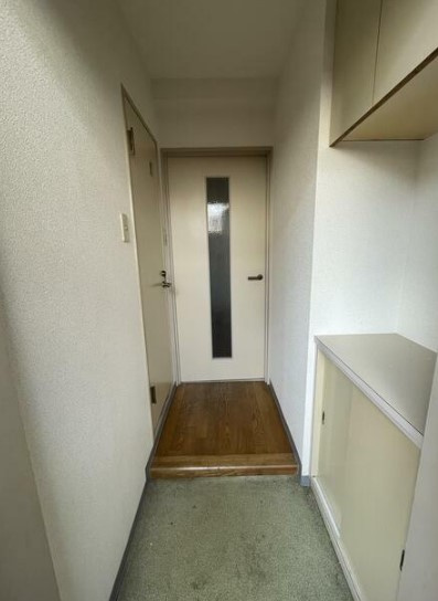第2双葉マンションの玄関
