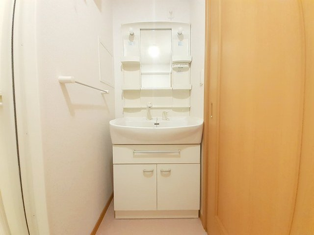クレメントＳの洗面所