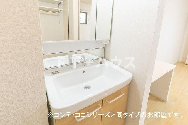 ヴィア　ラッテアの洗面所