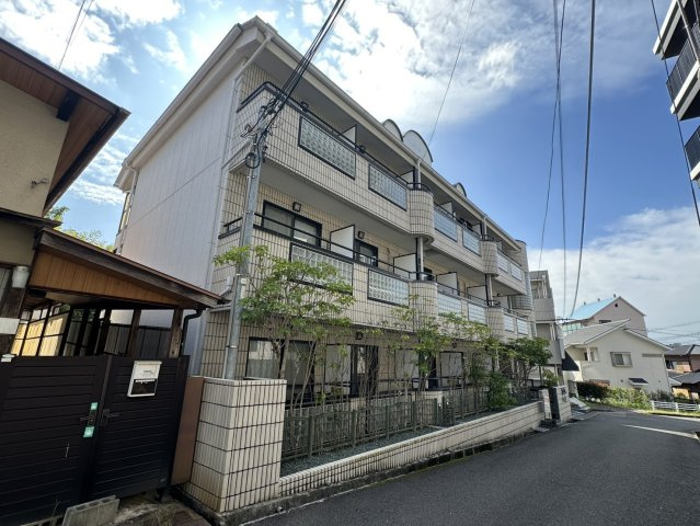 みつがらす
