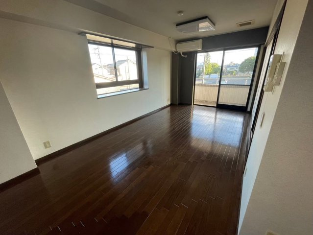 URBAN　CONCIERIA城東の居間・リビング