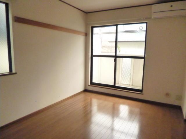 ソレアードの居間・リビング|※参考　別号室のお部屋です