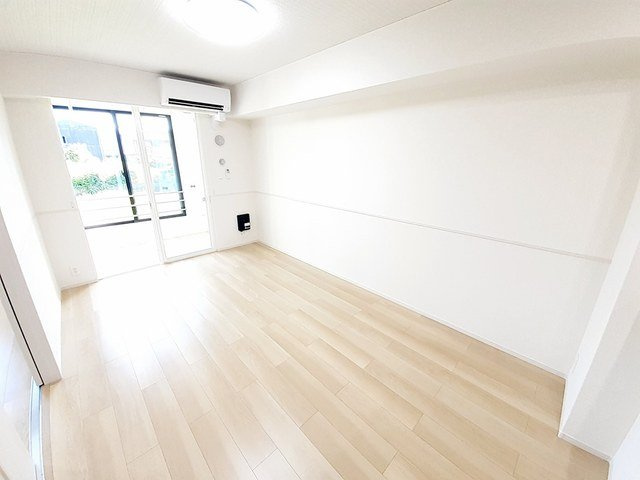 サンシャイン　ワンの居間・リビング