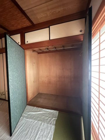 東太田貸家の収納