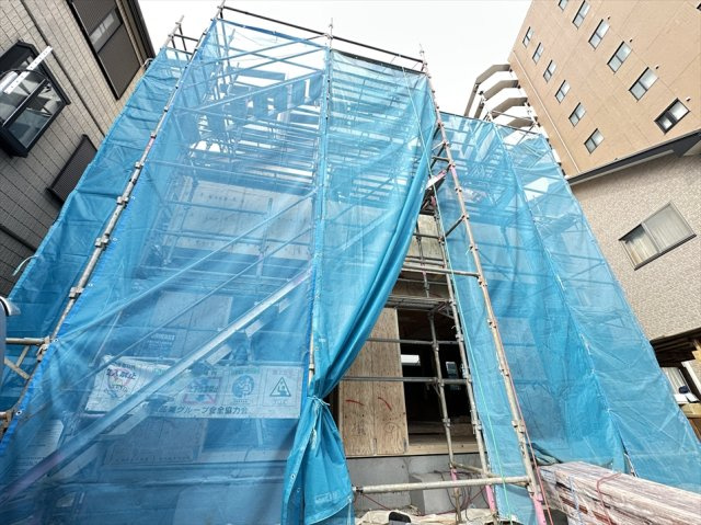 【外観】 | 富士見市水谷東3丁目　新築一戸建住宅　全1棟　(丸井志木店) | 販売現地／2026年10月23日撮影
ゆとりの4LDK・全居室収納付き！
家族それぞれのプライベート空間が持てるゆとりの間取りです。