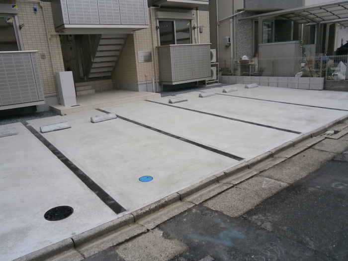 エールコートの駐車場