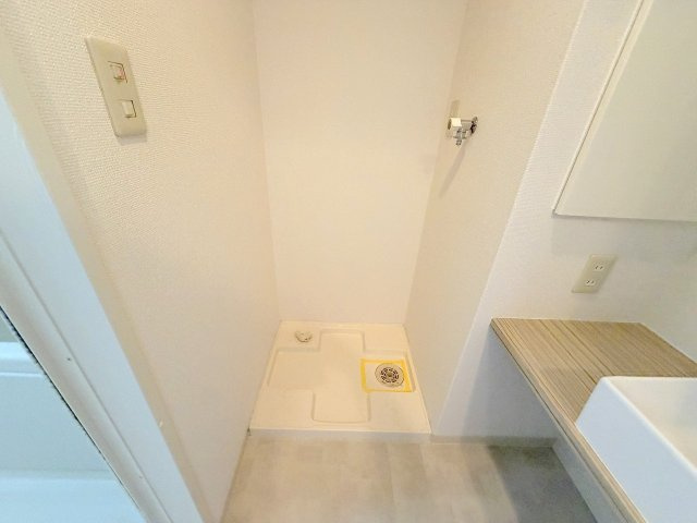 サンキライフ白遙の独立洗面台