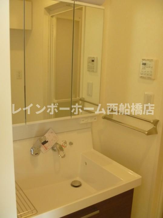 メゾン幕張Aの洗面所