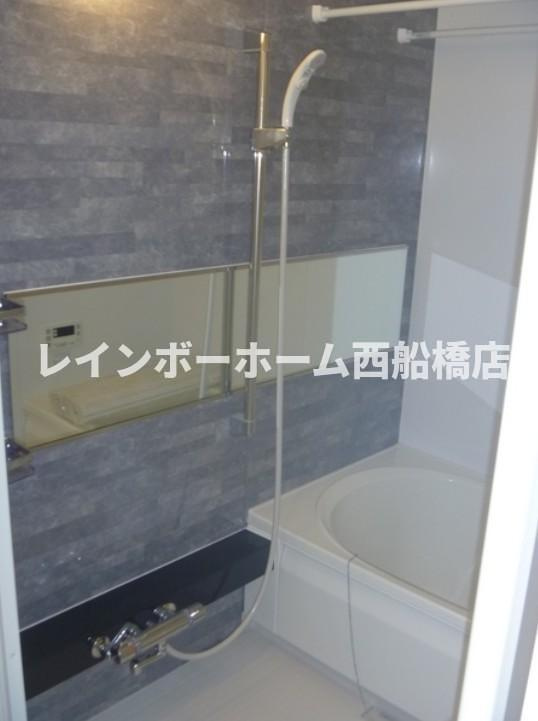 メゾン幕張Aの浴室