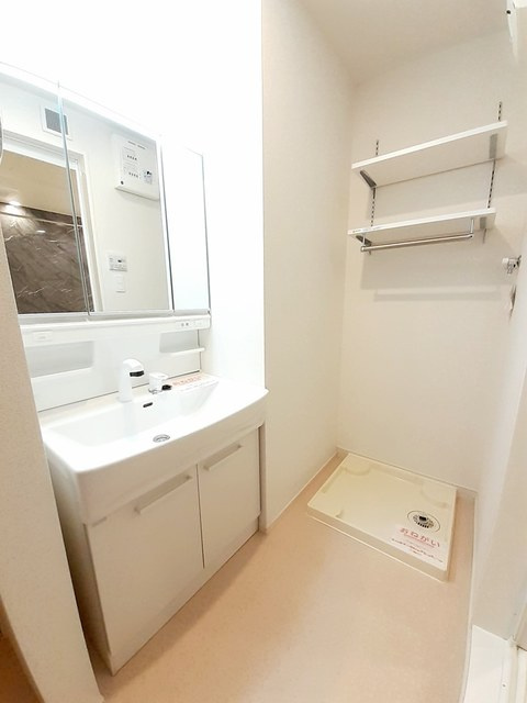 ステラⅡの洗面所|忙しい朝には欠かせない洗面所です