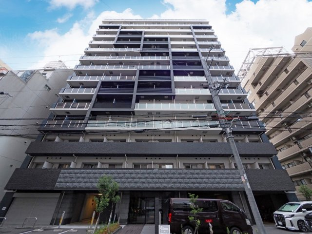 プレサンス堺筋本町センティスの外観