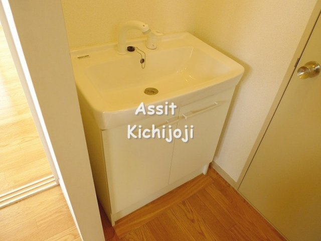 クヒオハイツの洗面所