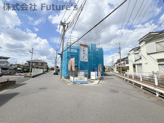 八潮市二丁目　新築戸建　全2棟　2号棟の前面道路含む現地写真|前面道路含む現地写真です。