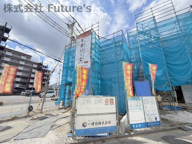 八潮市二丁目　新築戸建　全2棟　2号棟の外観|現地の写真になります。