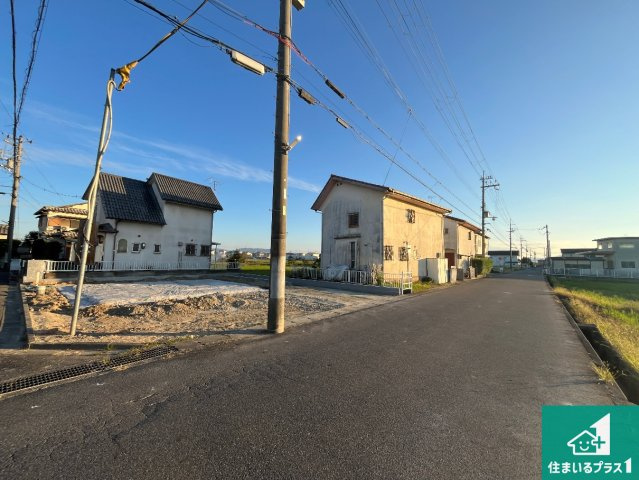 守山市播磨田町　新築一戸建ての外観|周辺は落ち着いた街並みの住宅地！子育てがしやすい住環境です！まだ未完成ですが、現地でしかわからない事もございます。是非一度ご覧ください。
