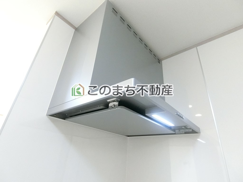 ハートフルタウン小山市駅東通り1丁目388番のキッチン|お料理の匂いもスッキリ♪シンプルデザインで掃除も簡単‼