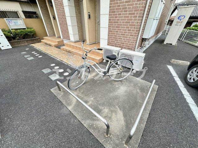 ブリーゼ大門の駐車場|高崎、前橋のお部屋探しはエンドスケープまで！お客様の理想お聞かせ下さい♪