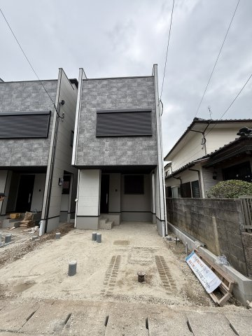横浜１丁目　新築戸建　３棟