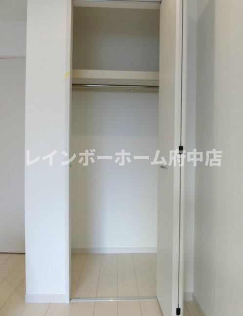リブリ・国立北の収納