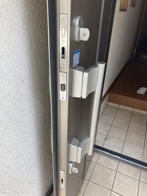 中町３丁目１DKの玄関