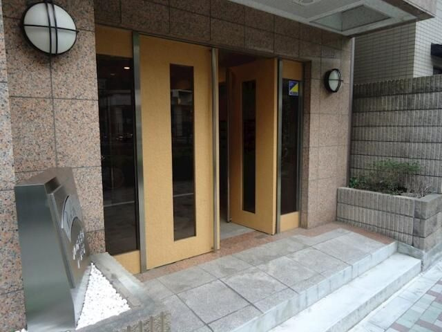 パークウェルツインズ西新宿ノースピアのエントランス