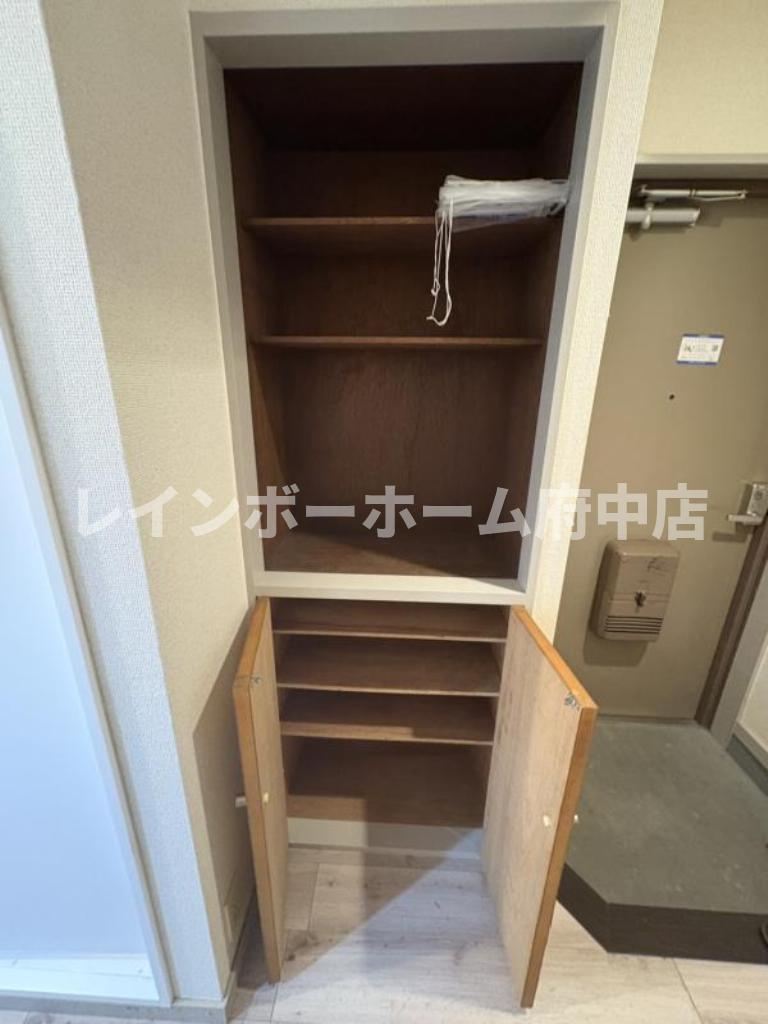 モンレーヴ富士見の玄関