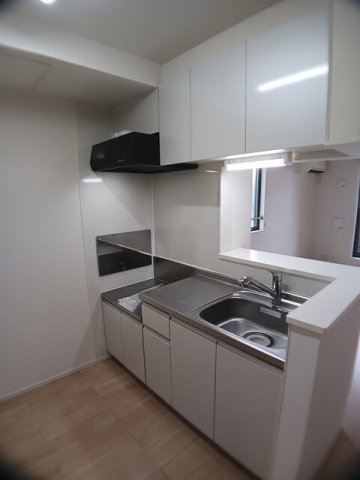 ラトゥール南若王子　　刈谷市近郊の賃貸はクラスホーム刈谷店のキッチン|お料理しやすいキッチンです