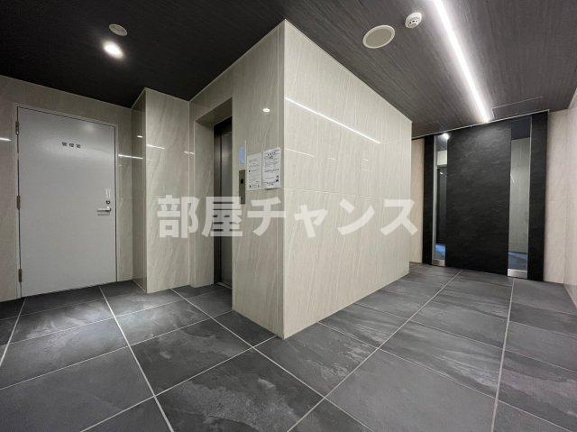 ディアレイシャス大須観音IIIのロビー