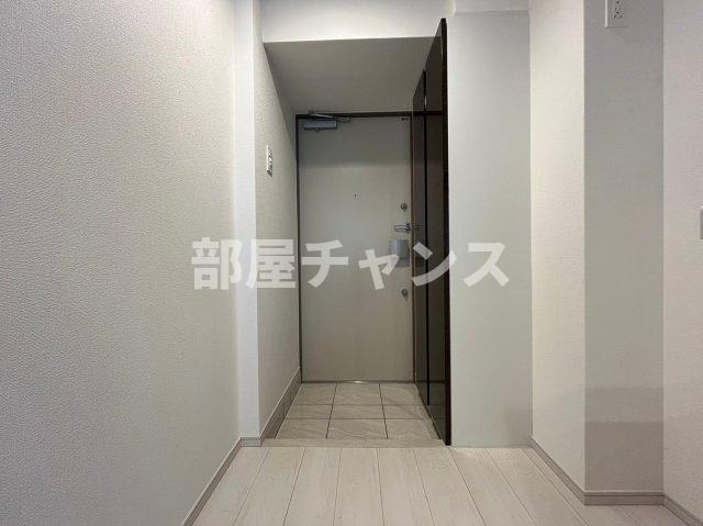 ディアレイシャス大須観音IIIの玄関