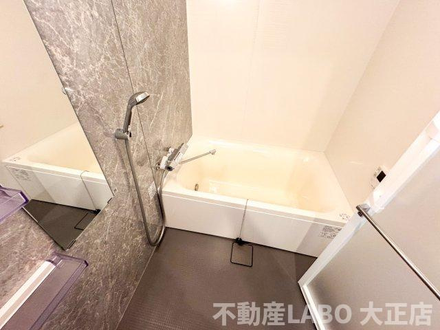 Alivis桜川の浴室