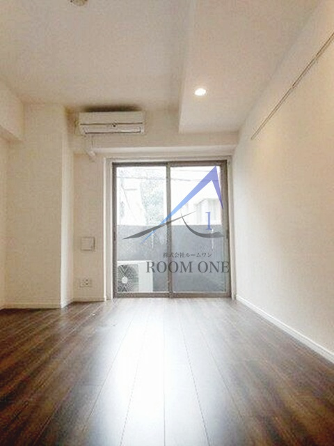 ガーラ・ヒルズ赤坂の居間・リビング|洋室のお部屋です。
