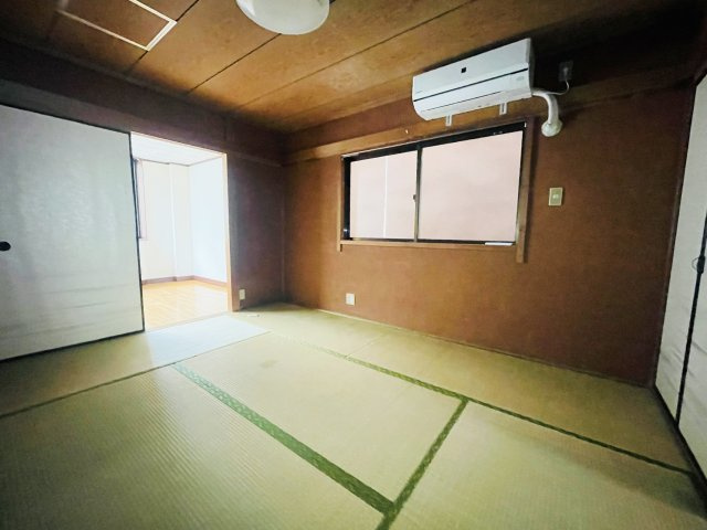 新井第2パティオの寝室