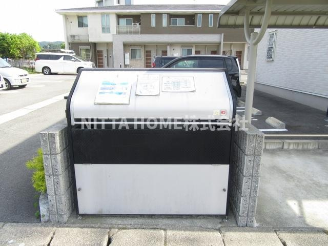 丹波市柏原町柏原のアパートのその他共用部分|敷地内ゴミ捨て場です＊