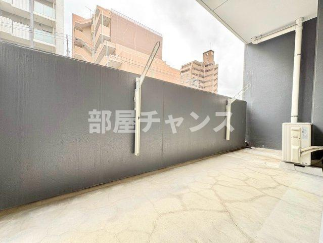 名古屋市東区泉３丁目の賃貸マンションのバルコニー