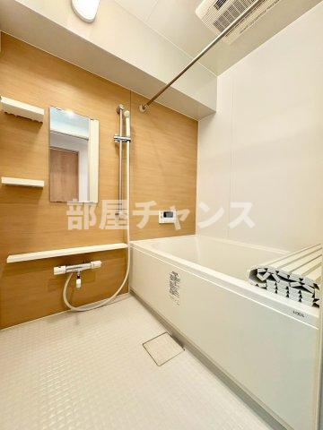 名古屋市東区泉３丁目の賃貸マンションの浴室