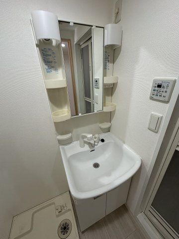 ソレアード小坂の洗面所
