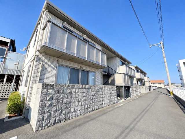 エクリスⅡの外観|おしゃれな外観です