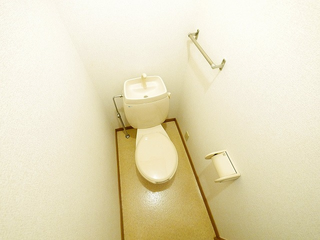 ヴィラ・サニーフラット　Ｂのトイレ|トイレもきれいです